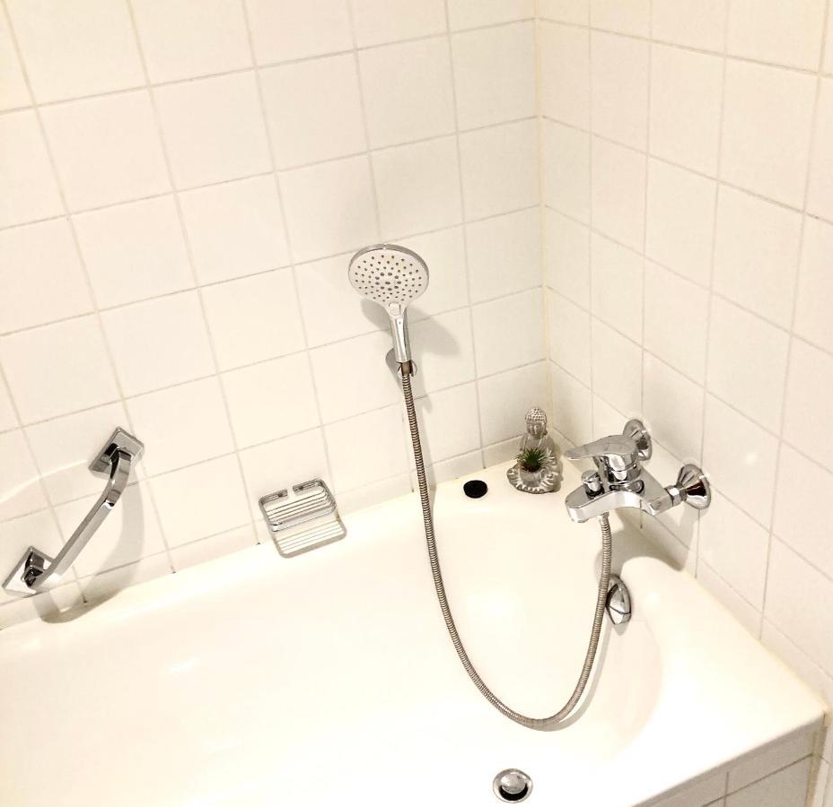 Homeoffice Business Nature View Mit Parkplatz Zentral, Hauptbahnhof Und Kuche Wiesbaden Luaran gambar